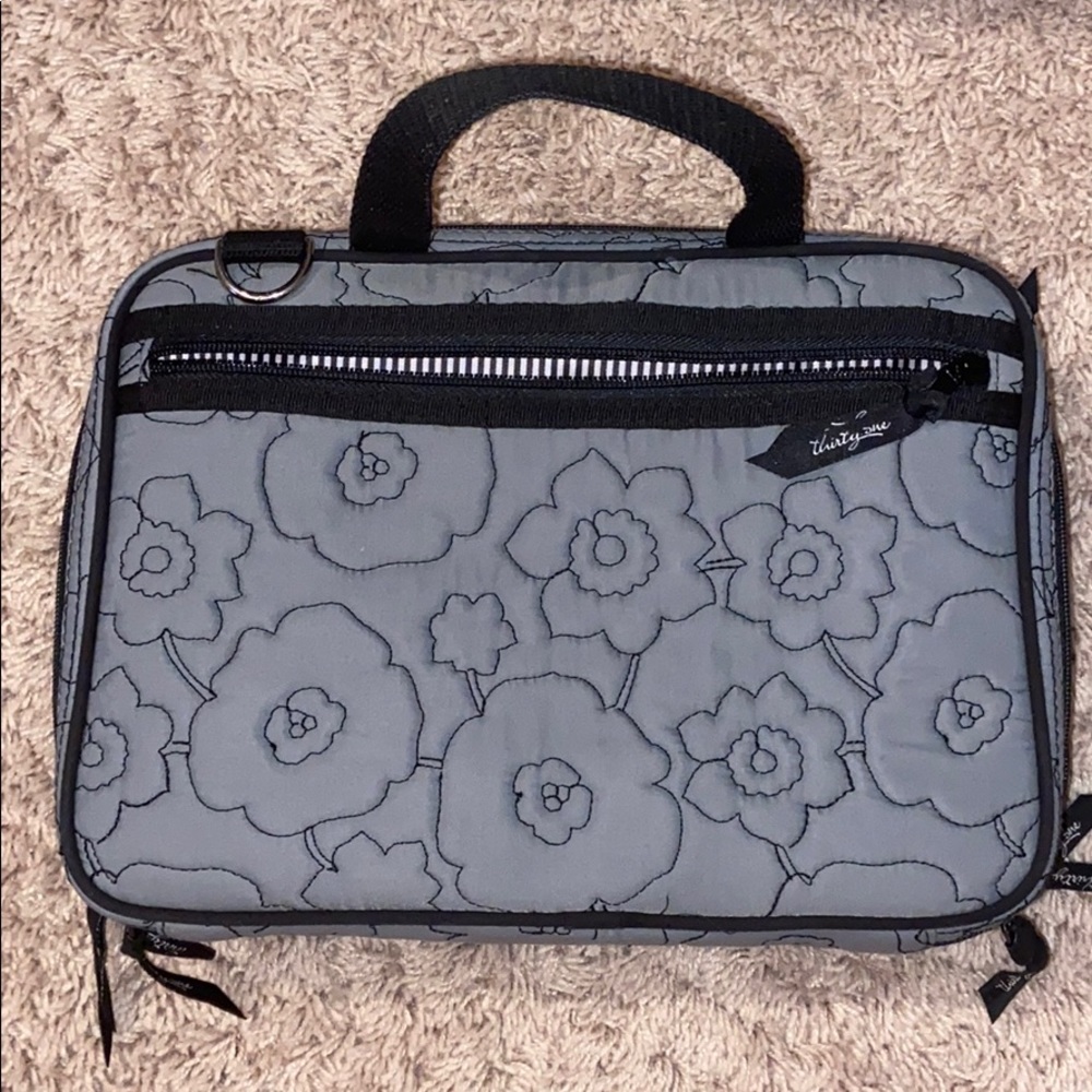 31 Cosmetic Bag